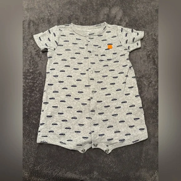 Assorted Baby Rompers with Fun Patterns - Picture 8 of 12